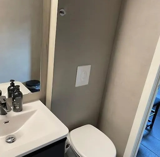 Lägenhet Practical Near Center