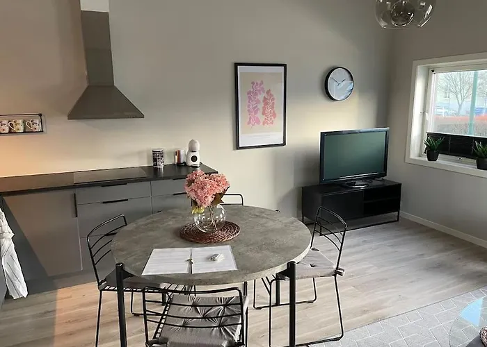 Practical Near Center Апартаменты